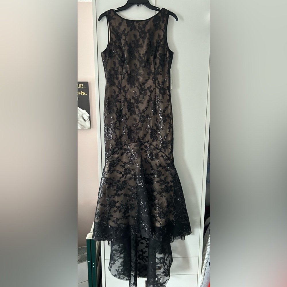 Eliza J NWT lace Burnout gown size 10